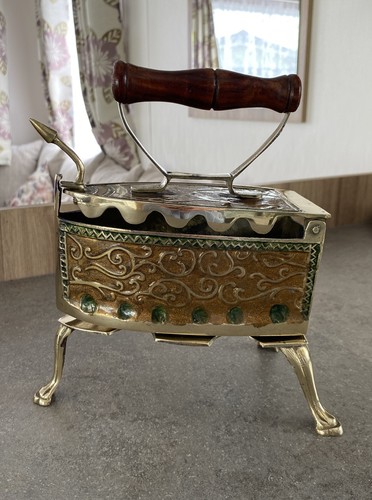 Beautiful vintage solid - beautiful,