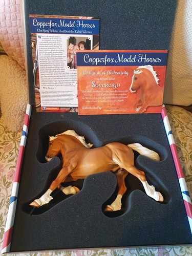 Copperfox model horse - model,