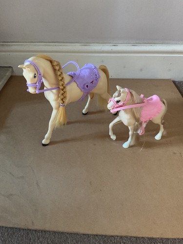 Barbie doll horse - doll, lot