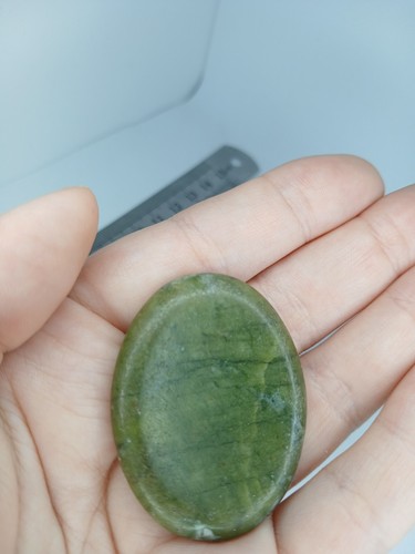 Serpentine worry stone crystal - serpentine,