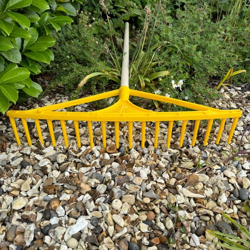 63cm wide heavy - wide, plastic