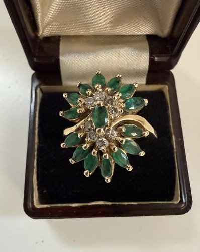 14ct yellow gold emerald - gold,