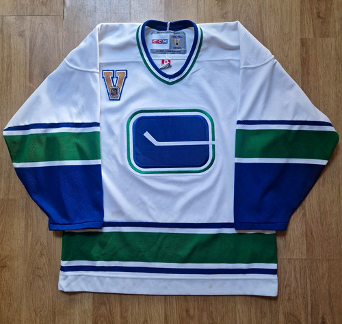 Vancouver canucks ccm - ccm, vintage