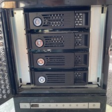 QNAP Ts-409 pro 4 Bay NAS