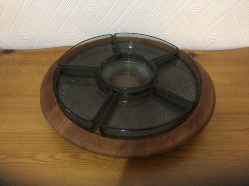 Wooden serving turntable - wooden,