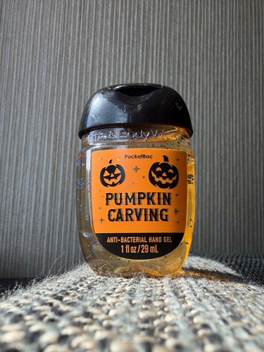 Bath body works pumpkin - &,