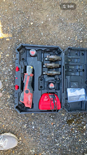 Milwaukee m12 12v press - milwaukee,