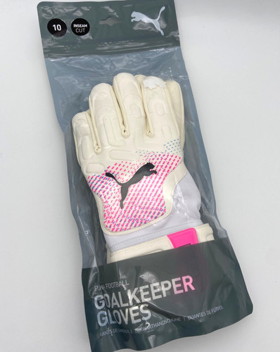 New puma soccer goalkeeper - new,