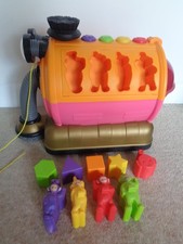 Teletubbies Noo Noo Pull Along Lights & Sounds Shape Sorter