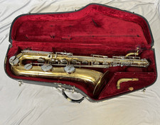 VINTAGE BUNDY H & A SELMER INC. BARITONE SAXOPHONE MADE BY KEILWERTH + CASE