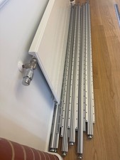 Vitsoe tracks H Post with