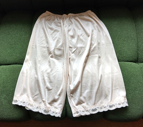 Vintage lace trimmed petti - vintage,