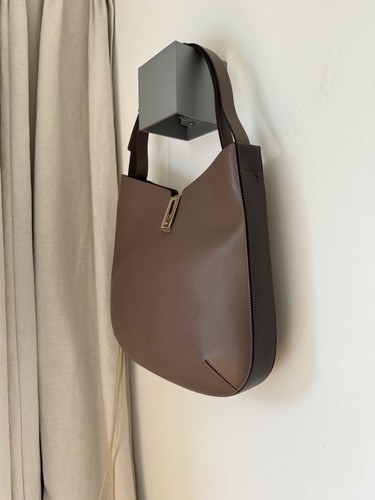 Authentic anya hindmarch - authentic,