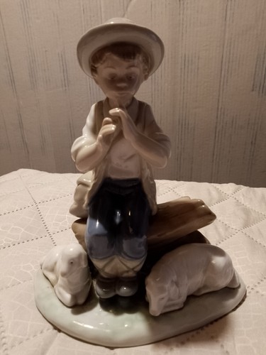Nao shepherd boy minus his - shepherd,