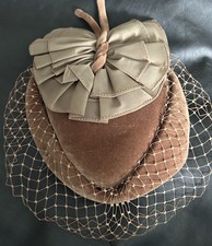 Vintage Kangol Design Taupe