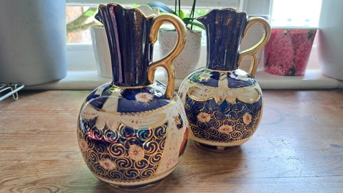 Pair vintage royal - vintage, crown