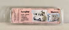 Langley Models G179 OO Gauge Austin/Morris LD Ambulance Kit