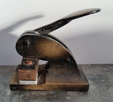 Antique Vintage Corporate Business Cast Iron Stamp Press Seal Embosser Devon