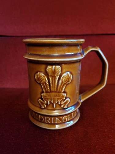 Sandringham holkham pottery - sandringham,