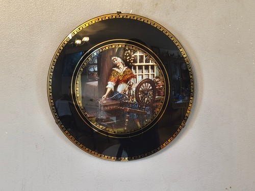 Framed print picture round - framed,