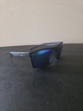 Costa Del Mar Men's Sunglasses - black Frame  NO BOX