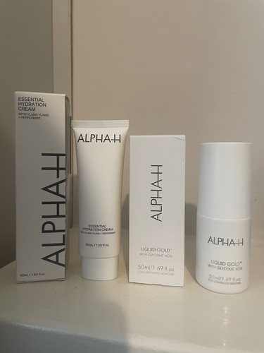 Alpha bundle liquid - gold, and