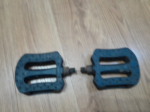 Beach cruiser pedals - beach,