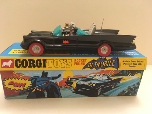 Corgi toys 267 batmobile red - toys,