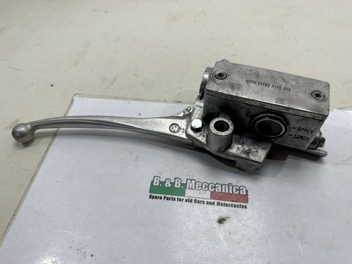 Master cylinder for review - cylinder,