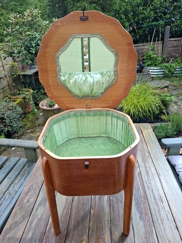 Vintage sewing box table - sewing,