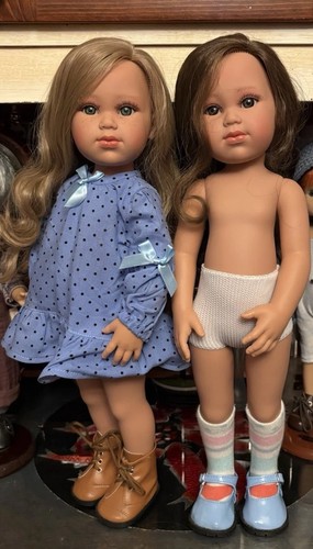 Two lloren dolls spanish - dolls,