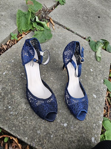 Tinsel shoes worn - shoes, once