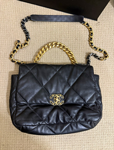 Chanel medium black - chanel, quilted
