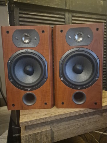 Focal lab 705s bookshelf - lab,
