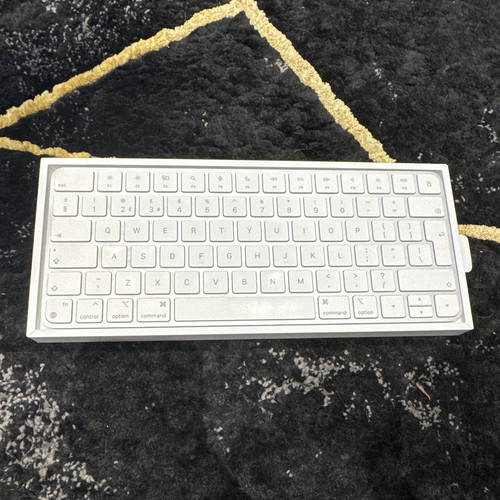 Apple magic keyboard - apple,