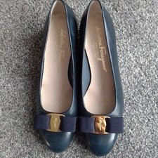 BLUE LEATHER VARA BOW