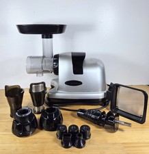 Omega Slow Multi Purpose Juicer / Food Processor J8227S Missing Pusher And Tubs 
