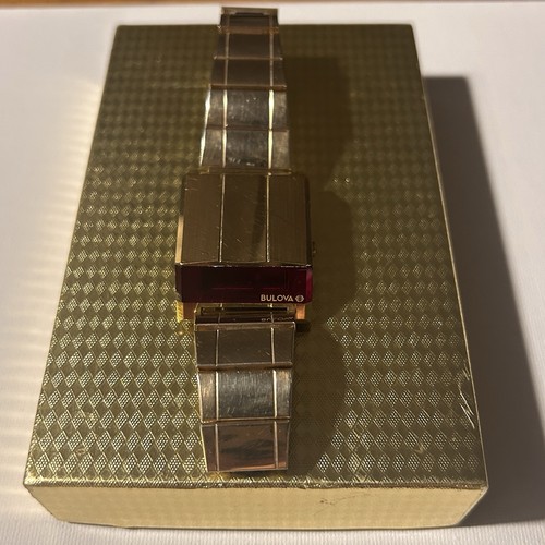 Bulova vintage 70s computron - bulova,
