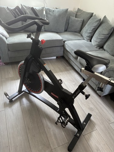 Studio pro indoor - pro, exercise