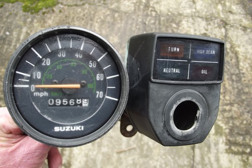 Suzuki zr50 speedo clocks - zr50,