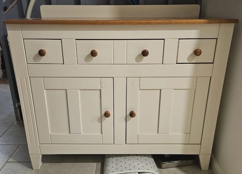 Baby changing table - changing,