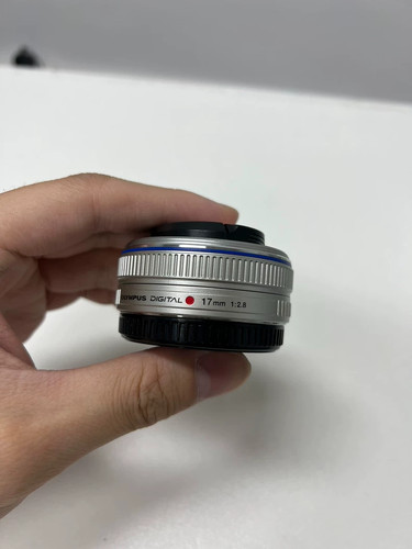 Olympus zuiko 17mm - olympus, f/2.8