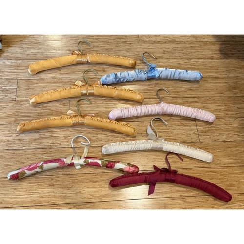 Vintage padded hangers satin - vintage,