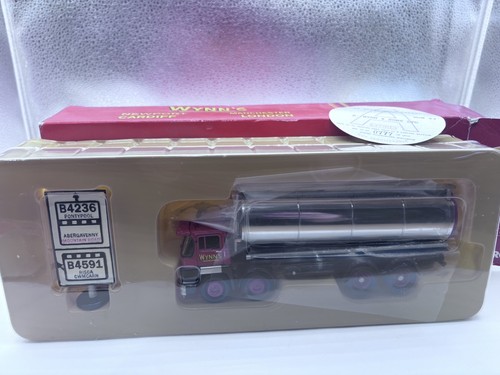Corgi cc11703 guy warrior - cc11703,