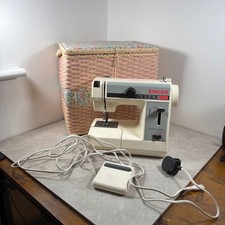 Singer Model 324 Featherweight