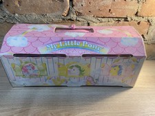Vintage My Little Pony Stable