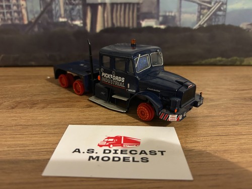 Corgi modern truck heavy - modern,