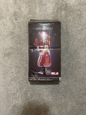 LEGO Nano Gauntlet Building