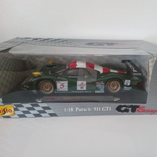 Maisto 1/18 Scale Porsche 911