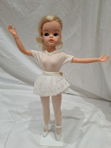 Pedigree blonde sindy - sindy, 033055x